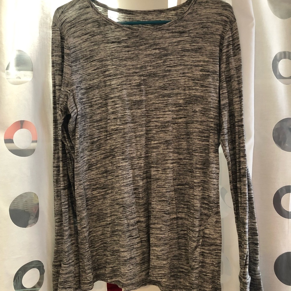 GAP basic long sleeve Tee